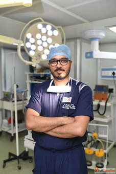 Dr. Priyank Gupta - Best Joint Replacement Surgeon in Ahmedabad Orthopaedic Surgeon Knee Sports Inju