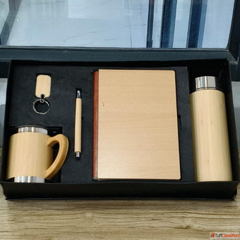 Eco-Friendly Executive Corporate Gift - 5-in-1 Bamboo Set