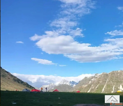 The best trek in India Tarsar Marsar lake undoubtedly