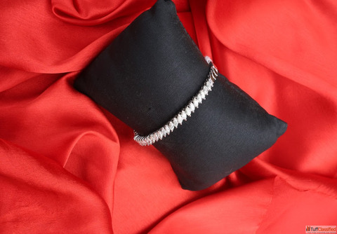 Diamonds store in chanayakpuri