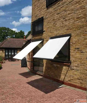 Reliable Awning Manufacturers in Delhi for Homes and Businesses