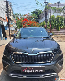 Graphene Coating Service - Advanced Paint Protection Solutions For Your Car