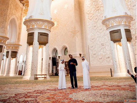 Abu Dhabi Mosque Tour - Guided Sheikh Zayed Grand Mosque Experience