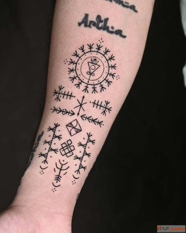 Trajva Tattoo Specialists - Sam Tattoo India