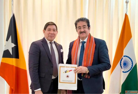 Dr. Sandeep Marwah Honoured by Ambassador of Timor-Leste for Strengthening Cultural Ties