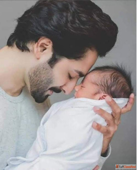 Best New Born Photoshoot in Greater Noida