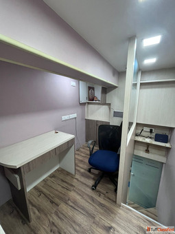 176 Sq.ft. Furnished Office on Rent in Kandivali West - Upper Lower Side
