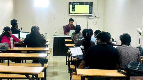 Best Computer AI Classes in Indore Enroll Now