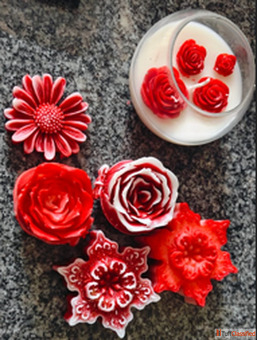 Flower Candle Suppliers in Delhi