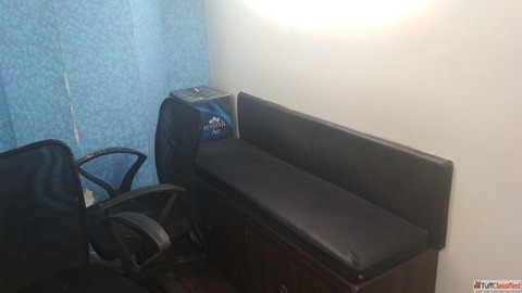 Semi Furnished 177 Sq.Ft. Office for Rent in Kandivali West - 4 Seater Setup