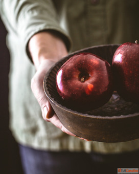 Buy or Shop Fresh Apple Fruits Online