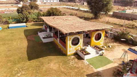 Best Cafe in Pushkar for Couples Friends Travelers