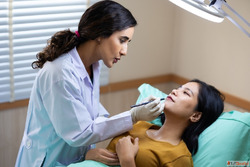 Non Surgical Facelift in Dubai for Natural Face Tightening