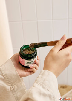 Fresh Glow with British Rose Face Mask for Soft Hydrated Skin