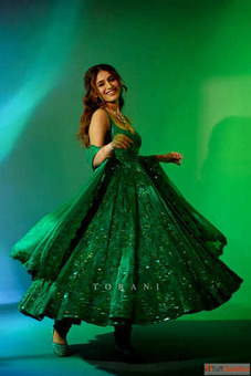 Finding the Perfect Anarkali Suit for Wedding Celebrations