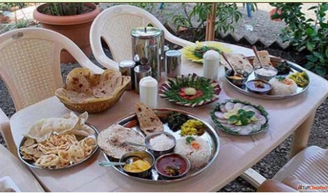 Authentic Maharashtrian Food at Resort Near Wai