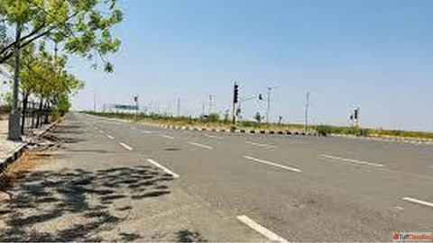 Why should I invest in plots in Dholera