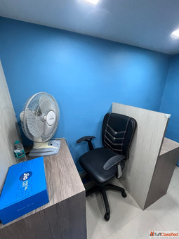 Furnished Office on Rent in Kandivali West 176 sq.ft. Office Space