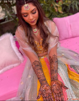 Best Professional Mehandi Artist in Delhi