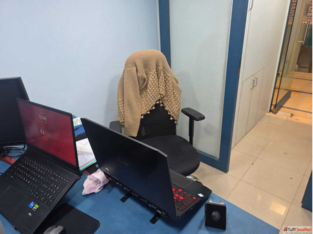 Fully Furnished Office for Rent in Kandivali West Near Poisar Depot
