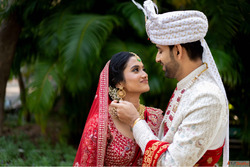 Professional Wedding Photography Services Capture Your Big D...