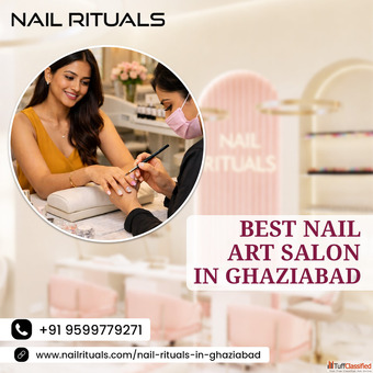 Best Nail Art Salon in Ghaziabad for Trendy Nail Designs