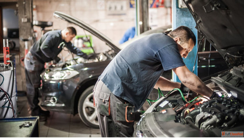 Trusted Car Service Repair Center in Mumbai - MotoFyx