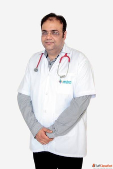 Dr Sumit Chakravarty - Best Child Specialist in Faridabad