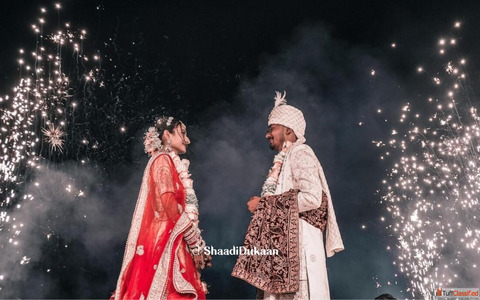 Candid Photographer in Ahmedabad for Wedding Event Photography