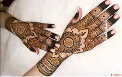 Hire Mehndi Artist in Ahmedabad for Wedding Event Mehndi