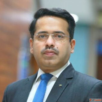 Who Is the Best Neurosurgeon in Mumbai for Brain and Spine Surgery