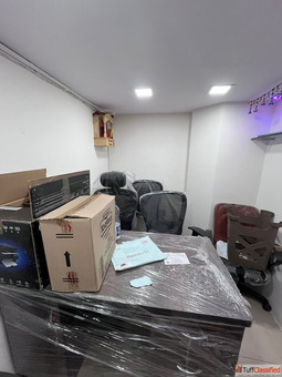 Furnished Office on Rent Near Poisar Bus Depot Ground Floor Office in Raghuleela Mall