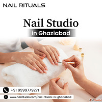 Nail Studio in Ghaziabad for Trendy Nail Art and Care
