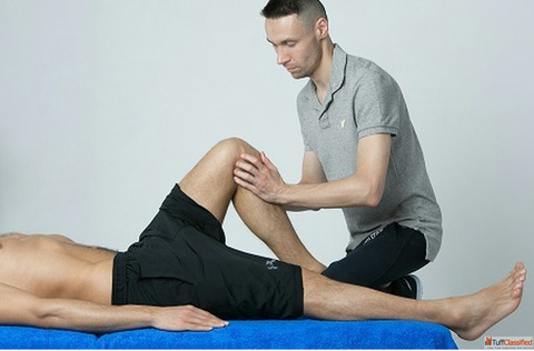 Physiotherapy at Home for Knee Pain - Verified Therapists APRCHomeCare