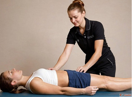 Physiotherapy at Home in Greater Noida West - Verified Qualified Therapists APRCHomeCare