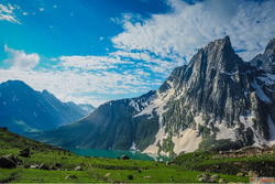 Srinagar Delights 4 Nights 5 days starting from 18000- Per P...