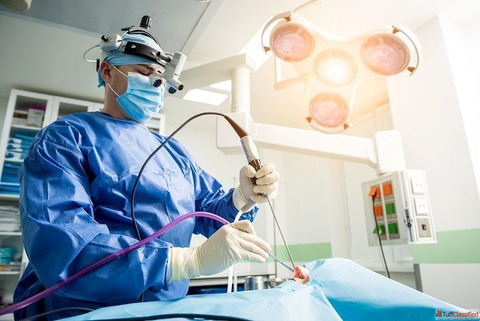 Best Gastroenterologist in West Delhi for Digestive and Liver Disorders