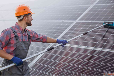 Professional Solar Panel Repair and Maintenance Services