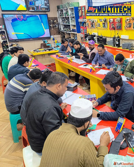 Why Should You Enroll in AC PCB Repairing Course in Delhi at Multitech Institute