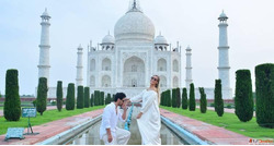 From Delhi Day Trip to Taj Mahal and Agra Fort by Car