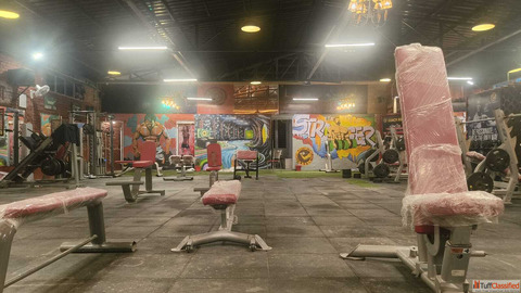 The PUMPING IRON FITNESS HUB