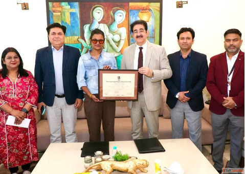 RJ Akriti Conducts Inspiring Workshop at AAFT School of Journalism Marwah Studios