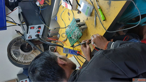 Why Trust Multitech Institute for an E-Vehicle Repairing Course