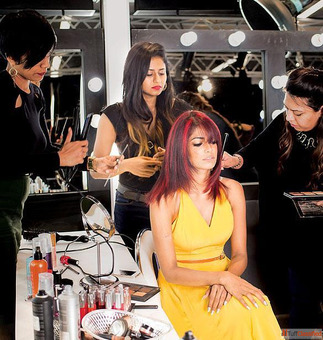 Best Makeup Course Near me Lakme Academy Noida