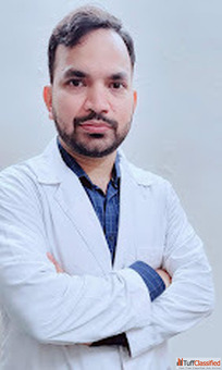 Dr. Parvendra Singh