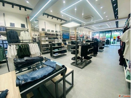 Premium Slatwall Accessory Manufacturers Serving Retail Businesses Across Mumbai