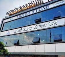 Complete Eye Care Services in Gwalior - Shree Parth Netralay...
