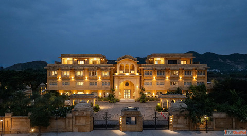 Elegant Accommodation Awaits at Boutique Hotel Pushkar