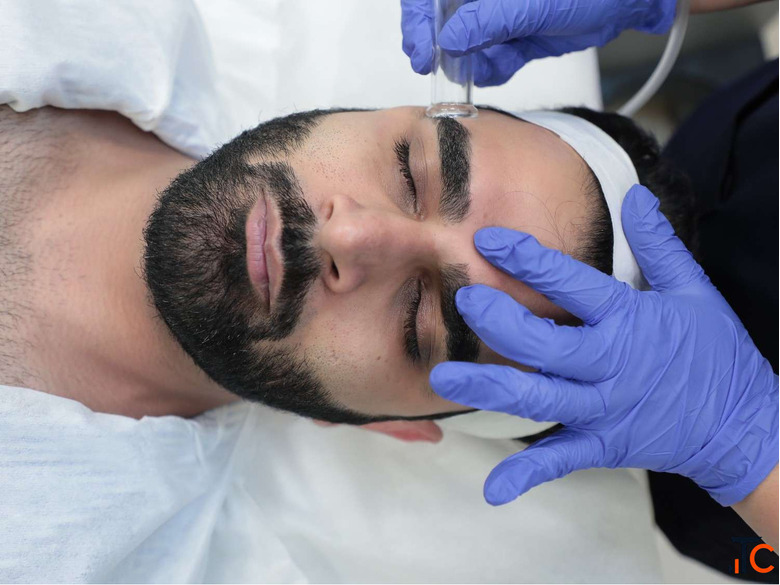 Best Skin Clinic in Delhi NCR Transform Your Skin with MedLinks Hydrafacial