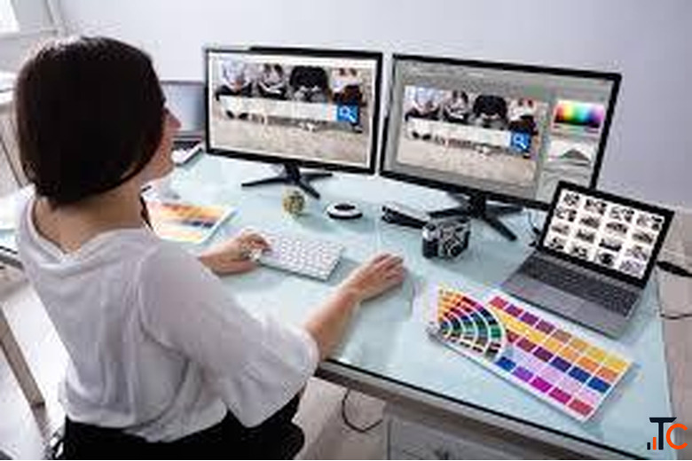 WE ARE HIRING WEB DESIGNER